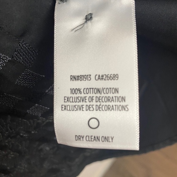 ROBERT Graham Luxury Long Sleeve Dress Shirt, XL, Black Embroidered - Picture 8 of 14